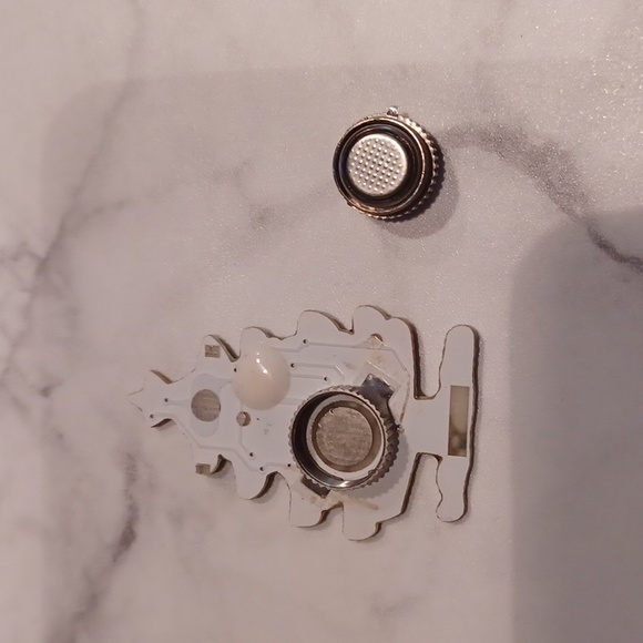 $4 Add-on Flashing Christmas Tree Pin - Magnetic Back - Picture 4 of 6